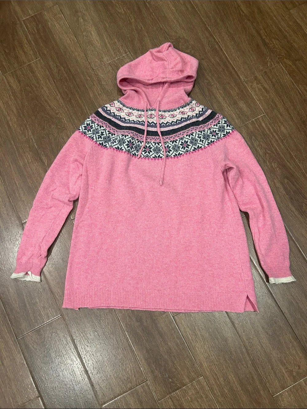 Tabitha Webb Sweater - Picture 1 of 5